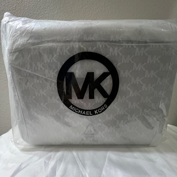 Michael Kors SET 🩶 - Picture 3 of 10